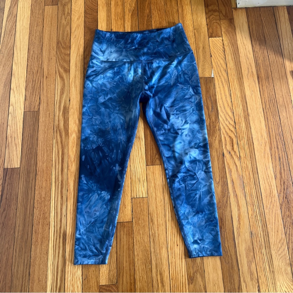 Beyond Yoga Like New Blue Tie Dye Cropped Leggings Large